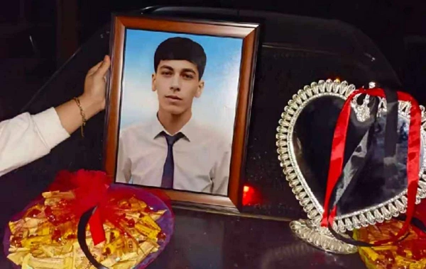 Binadan yıxılaraq ölən İlqarın FOTOSU