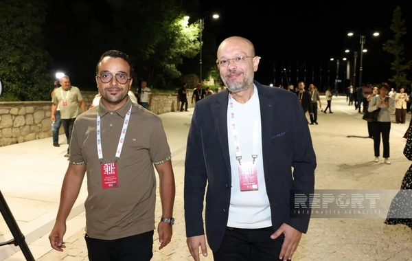 IV Şuşa Qlobal Media Forumunun iştirakçıları Qarabağ küçəsi ilə tanış olublar