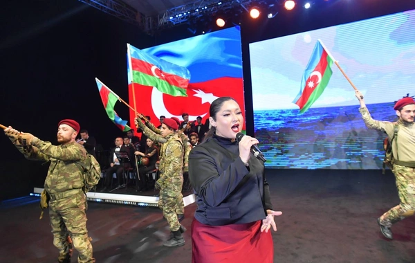 Nərmin Kərimbəyova bayram konsertində səhnə aldı