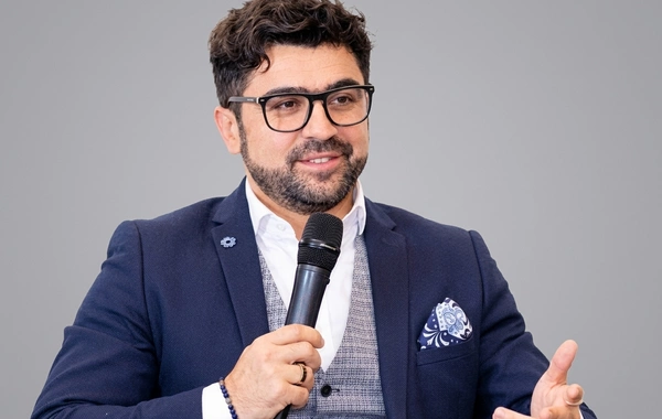 Şəhid övladının uğuru: Oruc İbrahimov Eynşteyn vizası alıb