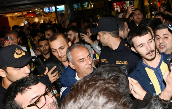 "Fənərbaxça" klubu Bakıda coşqu ilə qarşılandı