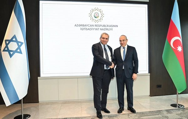 Mikayıl Cabbarov Zeev Elkin ilə görüşüb