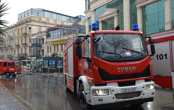 "Nərgiz" Ticarət Mərkəzində təlim keçirilib