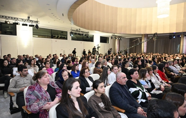 Qəbələdə "Qış nağılı" II Beynəlxalq Musiqi Festivalının açılışı olub