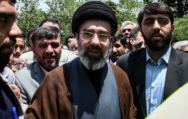 Müctəba Xamenei sağdır