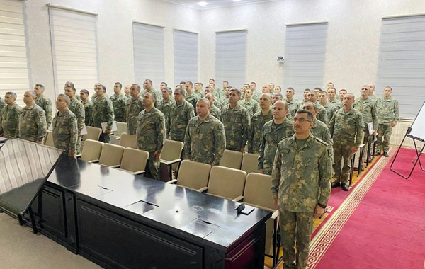 Azərbaycan Ordusunda Müstəqilliyin Bərpası Günü qeyd olunub