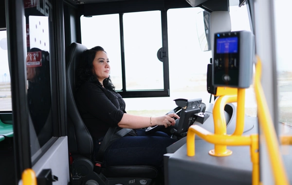 Avtobus idarə edəcək qadın sürücülər üçün təlimlər davam edir