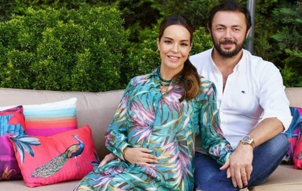 Həyat yoldaşından boşanan Bengü: "Belə rahatam, niyə bir kişinin penjamasını ütüləyim?"