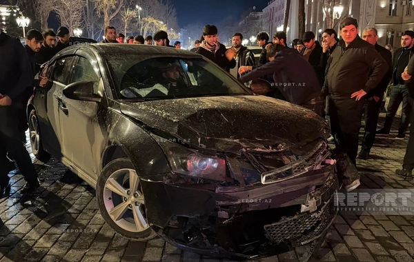 Gəncədə zəncirvari yol qəzasında üç nəfər yaralanıb