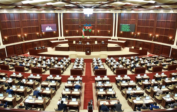 Milli Məclisin növbədənkənar sessiyası üzrə son iclasının gündəliyi açıqlanıb