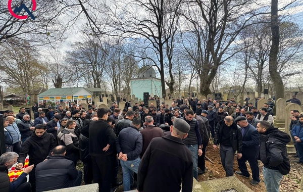 33 yaşlı kapitan vəfat etdi