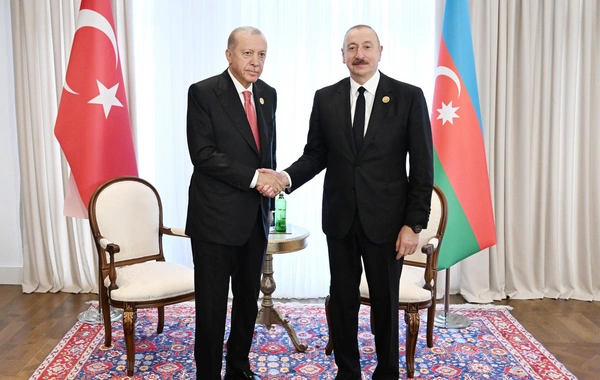 İlham Əliyev Xankəndidə Rəcəb Tayyib Ərdoğanla görüşüb