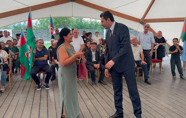 Növbəti köç karvanları Xankəndi, Xocalı və Ağdərəyə çatıb, açarlar təqdim edilib