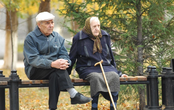 Bu gündən Azərbaycanda kişi və qadınların pensiya yaşı bərabərləşib