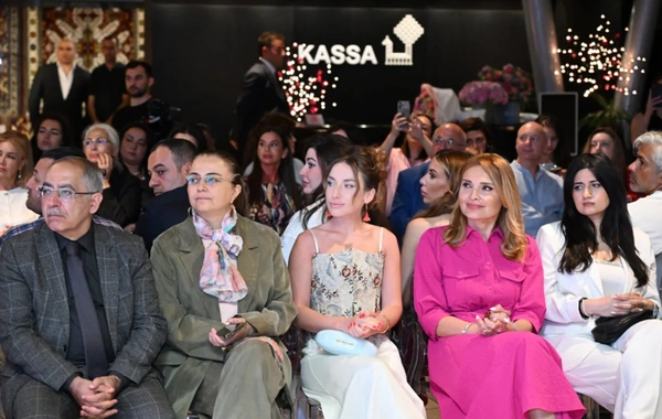 Azərbaycan Milli Xalça Muzeyində Zamanın naxışları moda nümayişi təşkil olunub