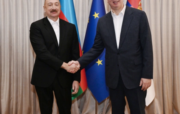 Президенты Азербайджана и Сербии приняли участие в неофициальном завтраке