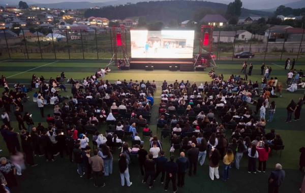 Daşkəsəndə milli kino seansı keçirilib