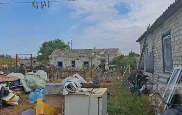 İki ordu arasında qalan Ukraynanın xaraba kəndlərindən - FOTOREPORTAJ