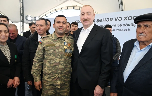 İlham Əliyev Xocavənd şəhər və Xocavənd kənd sakinləri ilə görüşüb