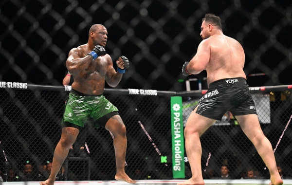 В Азербайджане впервые проведен турнир UFC