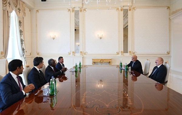 İlham Əliyev "Global Infrastructure Partners" şirkətinin rəhbərini qəbul edib