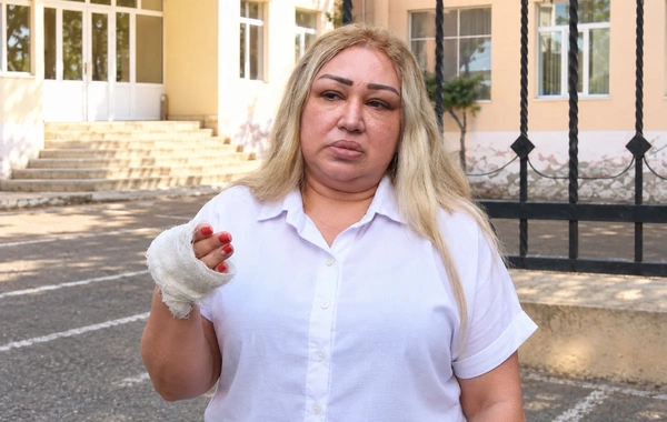 Ağstafada müəllim yoldaşı ilə dalaşan qadın: Məni telefonla çəkirdi
