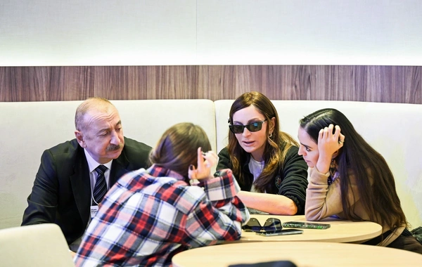 İlham Əliyev Ümumdünya İqtisadi Forumu çərçivəsində panel iclasda iştirak edib