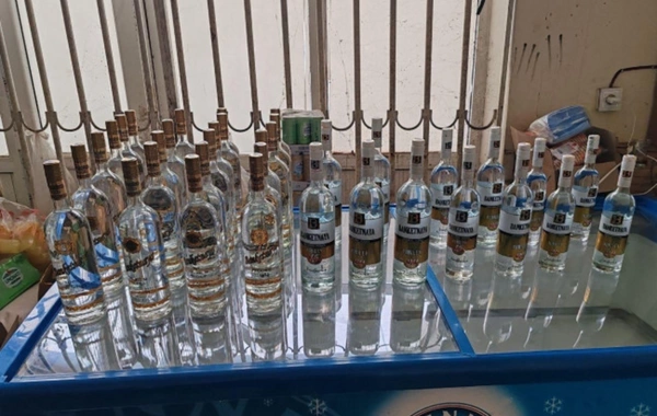 Mağazada saxta araqlar aşkarlandı