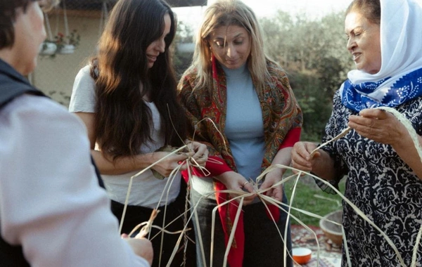 Leyla Əliyeva, Arzu Əliyeva və Alena Əliyeva Lənkəranda fermer təsərrüfatı ilə tanış olublar