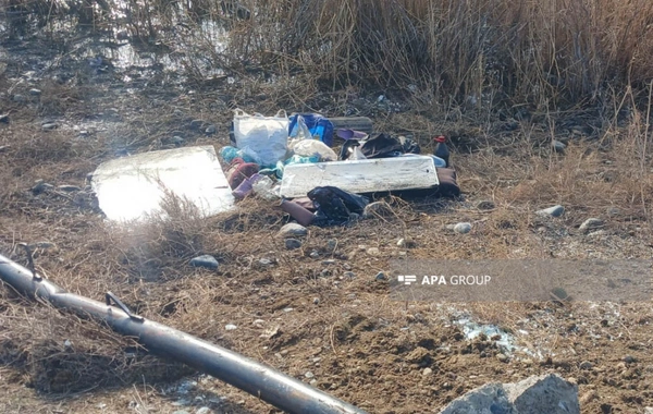 Samuxda fəhlə daşıyan sərnişin mikroavtobusu aşıb: Ölən və xəsarət alanlar var