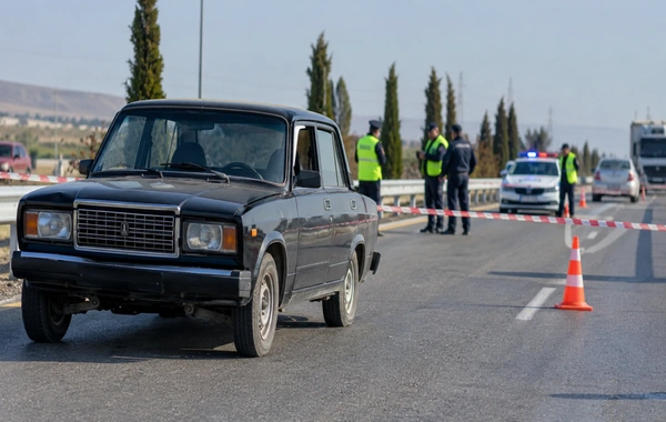 Tovuzda avtomobil piyadanı vuraraq öldürüb