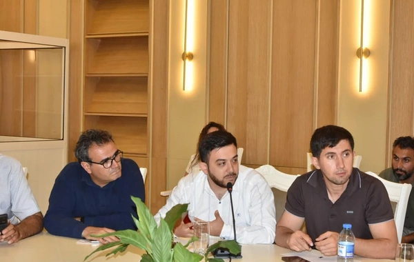 Mədəniyyət Nazirliyi yazar və naşirlərlə görüş təşkil edib