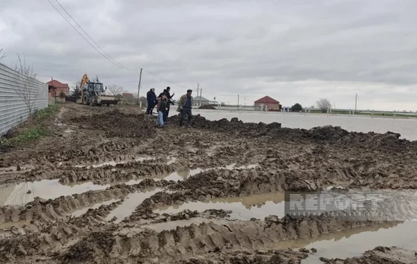 Cəlilabadda yağışlar su anbarında təhlükə yaratdı: Mişarçaydan sel keçir