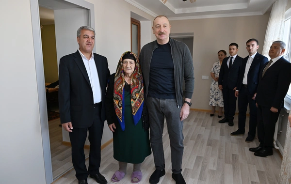 Prezident İlham Əliyev Şuşanın Böyük Qaladərəsi kəndində görülən işlərlə tanış olub, sakinlərlə görüşüb