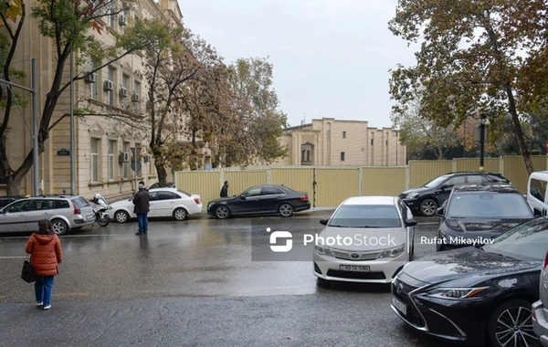 Ограничен доступ к парковке в центре Баку