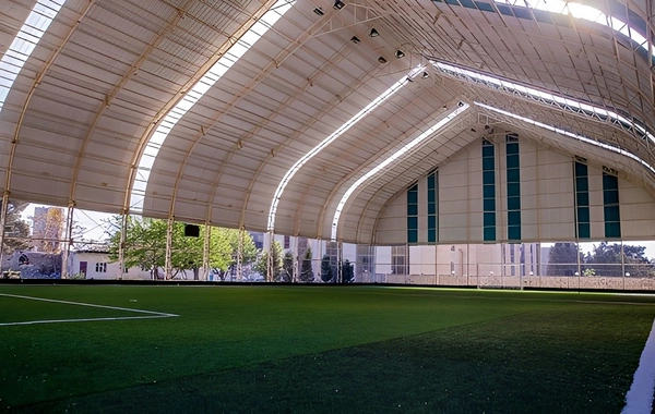 Gəncədə 52 yaşlı kişi stadionda öldü