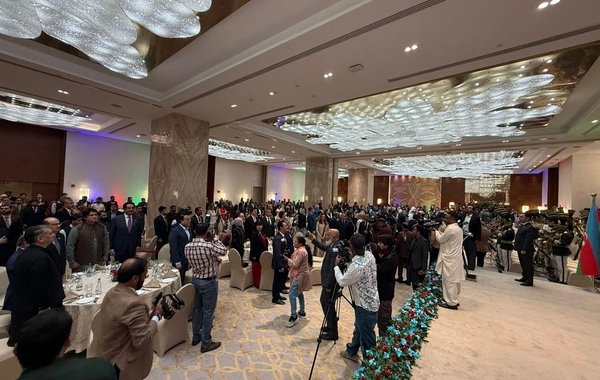 Zəfər Gününün 5-ci ildönümü Pakistanda təntənəli şəkildə qeyd olunub