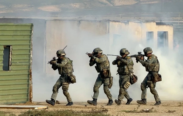 NATO və Azərbaycan arasında hərbi əməkdaşlıq inkişaf etdirilir