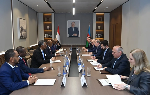 Azərbaycanla Sudan arasında siyasi, iqtisadi, humanitar və çoxtərəfli əməkdaşlıq müzakirə olunub
