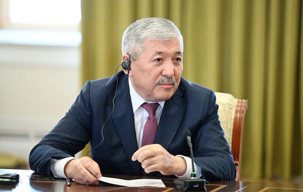 İlham Əliyev TDT-yə üzv dövlətlərin hökumət başçılarının görüşünün iştirakçılarını qəbul edib