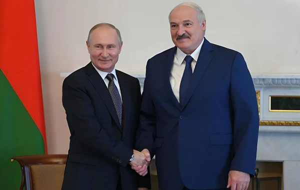 Путин наградил Лукашенко высшей наградой России