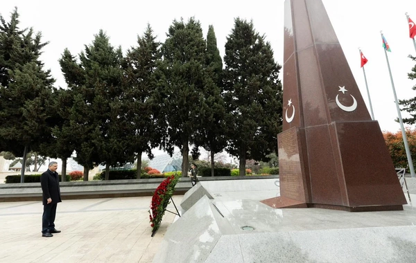 Vilayət Eyvazov türkiyəli həmkarı ilə görüşüb