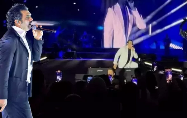 Bayhan konserti zamanı səhnədə yıxıldı - ANBAAN GÖRÜNTÜ