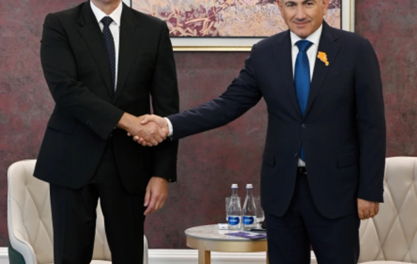 Azərbaycan Prezidenti İlham Əliyevin Bişkekdə Ermənistanın Baş naziri ilə görüşü keçirilir