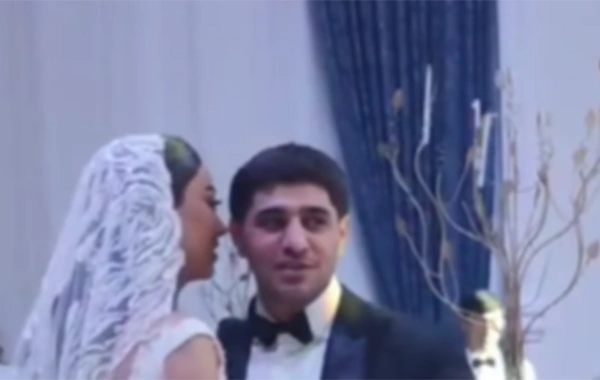 Gülər Əhmədova oğluna toy etdi