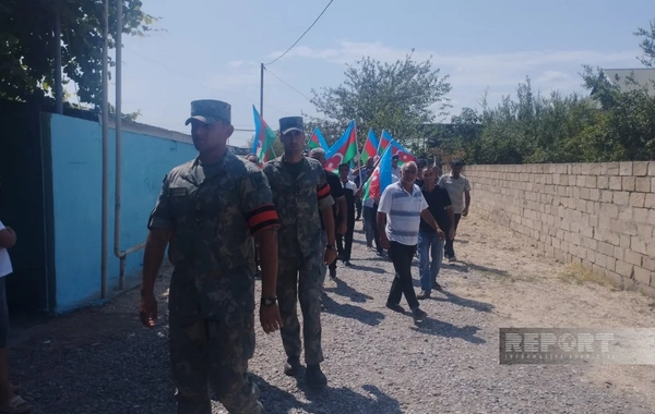 Neftçalada I Qarabağ müharibəsinin itkin-şəhidi Sərdar İsmayılovla vida mərasimi keçirilib