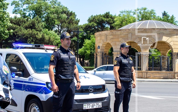 Polis Günündə də post başında – Bakının küçələrindən diqqətçəkən FOTOLAR