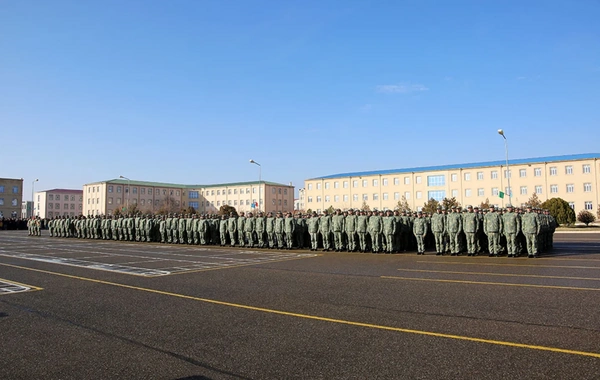 Azərbaycan Ordusunda andiçmə mərasimləri keçirilib