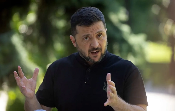 Zelenski Putinlə görüşmək üçün Moskvaya gedəcək?