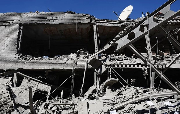 İsrail İranın mühüm neft-kimya kompleksinə zərbə endirdi